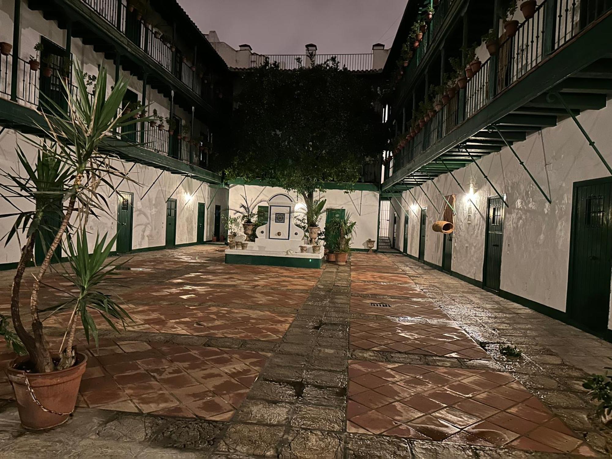 Casa Duque Compartida Familiar 2- Habitacion Bano Propio เซบีญา ภายนอก รูปภาพ